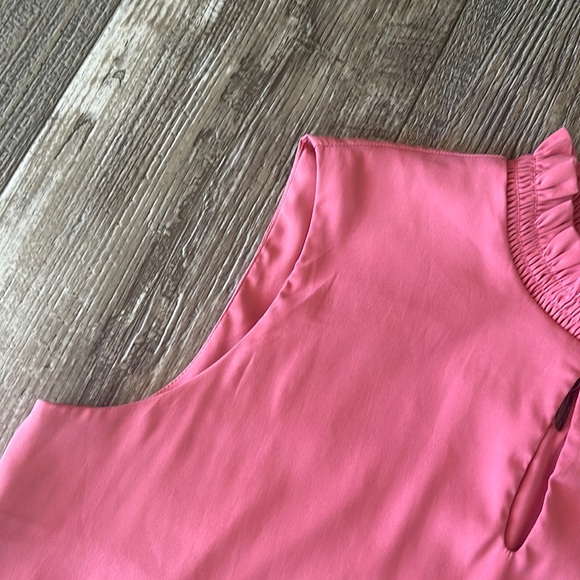 TAHARI BEAUTIFUL WOMEN BLOUSE, SMALL - Picture 3 of 13